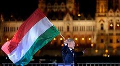 Mimoriadne vysielanie TN live: Maďarské voľby vyhral Péter Magyar. Orbán končí po 16 rokoch