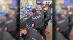 Provokatéri z piešťanského supermarketu sú na slobode!