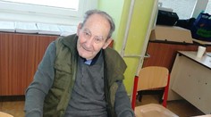 V bratislavskej Vrakuni je členom volebnej komisie 92-ročný Jozef Vaškeba