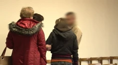 Dvaja opití muži vozili malé deti v aute. Svedkovia zavolali políciu