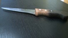 Študent v Hamburgu bodol v triede nožom spolužiaka, ten zomrel