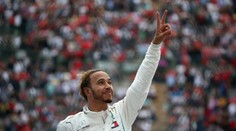 Lewis Hamilton má v "efjednotke" ďalší titul, takto reagujú svetové médiá