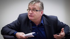 Most-Híd je proti ústavnému stropovaniu dôchodkového veku, tvrdí Švejna