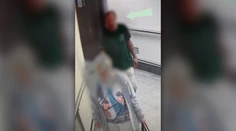 Muž (44) obchytkával na Hlavnej stanici v Bratislave ženy na intímnych miestach, zadržala ho polícia