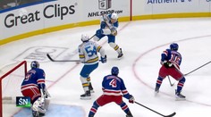 Dvorský s druhou asistenciou v sezóne