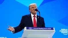 Grónsko dokážu ochrániť len USA, vyhlásil Trump v Davose. Veľkú časť prejavu venoval kritike európskych krajín