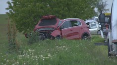 Mimoriadne tragická čelná zrážka dvoch áut pri Šali. V jednom zahynul vodič, v druhom manželský pár