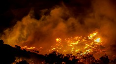 Na Kréte zúri požiar, z niektorých miest evakuovali obyvateľov aj turistov