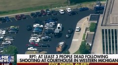 Pred budovou súdu v štáte Michigan zastrelili dvoch policajtov