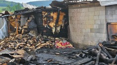 Tragický požiar obydlí v Lipanoch, vyžiadal si jednu obeť