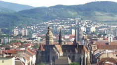 Od koho dostalo pôžičku mesto z východu, ktoré má dlhy? Od štátu