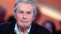 Alain Delon (81) oznámil rozhodnutie, ktoré sklamalo milióny jeho fanúšikov