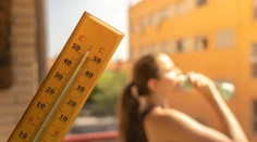 Slovensko čakajú supertropické teploty až do 36 stupňov Celzia. V týchto okresoch si musíte dávať pozor