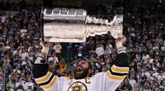 Brali ho ako atrakciu, teraz sa pred ním klania celá NHL: Zdeno Chára je symbolom nezlomnosti