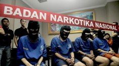 V stredu v Indonézii popravia dvoch Austrálčanov a Francúza. Za drogy