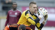 Chytal v Poľsku, so Slovanom získal tri tituly. Skúsený gólman po 14 rokoch uzavrel kruh