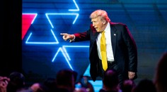 Trump tvrdí, že ak prehrá voľby, bude to aj kvôli Židom. Izrael by podľa neho zmizol z mapy