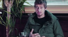 Sagan sa rozrozprával pri čaji