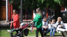 Slovákom pracujúcim v Rakúsku prídu na účet tisíce eur. Spätne im vyplatia škrtnuté prídavky