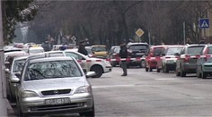 Len 13-ročný chlapec paralyzoval Komárno