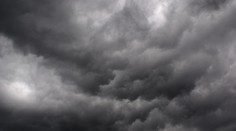 V okrese Detva vydali meteorológovia výstrahu 3. stupňa pred búrkami