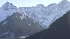 Vo vyšších polohách Vysokých a Západných Tatier je malé lavínové nebezpečenstvo