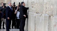 Šéf diplomacie USA Pompeo: Trumpa zoslal Boh, aby zachránil Izrael