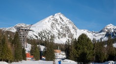 Prvé stredisko vo Vysokých Tatrách otvorilo svoje brány. Na zjazdovkách majú pol metra snehu