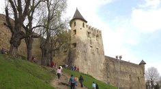Turistické centrá hodnotia prvú polovicu letnej sezóny. Niekde to je s úsmevom, inde s rozpakmi