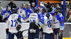 Slovenskí hokejisti si v Michalovciach hladko poradili s Lotyšskom