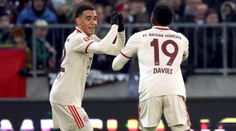 Bayern si upevnil prvú priečku jediným gólom, Leverkusen nečakane stratil body na pôde posledného
