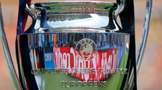Manchester United o skupinu s Bruggami, Novotov Rapid proti Šachtaru