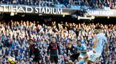 VIDEO: Man City zdolal Arsenal, Chelsea stačil jeden gól na výhru proti Man United