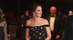 Módna ikona Kate Middleton: Fotky jej najlepších outfitov za rok 2017