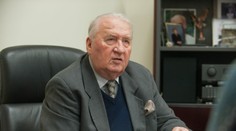 Stav prezidenta Kováča sa mierne zlepšil, ale stále je napojený na pľúcnu ventiláciu