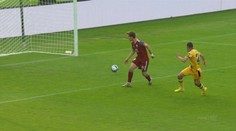 VIDEO: Dunajská Streda neľútostne prevalcovala Podbrezovú. Posledný gól padol po kikse roka