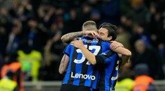 Milánske derby rozhodol nový kapitán, Škriniar odohral celý duel. Lobotka už tradične s tromi bodmi