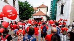 V Bratislave sa stretli desiatky ľudí na podporu rodiny