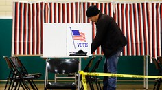 V New Hampshire sa začalo voliť v straníckych primárkach