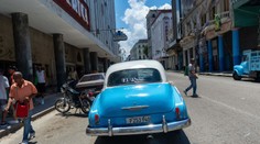 Záujem turistov o Kubu pre blokádu USA prudko klesá