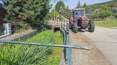 V Žiline ľuďom strpčuje život zarastený potok. Zapácha a vytápa im pivnice