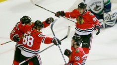 VIDEO: Góly Hossu a Pánika neodvrátili prehru Chicaga, Pittsburgh už má istý postup