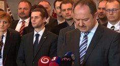 Opozícia vyzýva na boj proti extrémizmu: Študentom chce platiť exkurzie do Osvienčimu