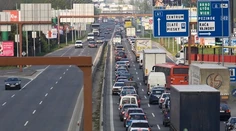 Vodiči pozor! Na starej Seneckej ceste to bude dnes popoludní peklo