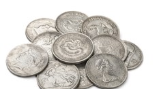 V okolí Pardubíc našli poklad storočia! Nálezca zaň dostane 75-tisíc eur