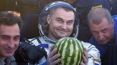 Traja členovia posádky ISS sa vrátili šťastne na Zem