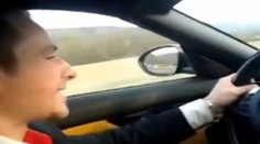 Už ho majú. Mladíka, ktorý sa rútil 240km/h cez obec, polícia vypátrala