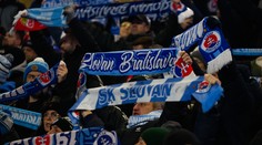 Napriek prehre opäť výborná atmosféra. Tehelné pole bolo aj v treskúcej zime znovu vypredané