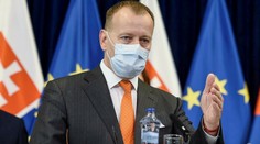 B. Kollár: Veľmi by som rozmýšľal, či obmedziť pohyb počas sviatkov