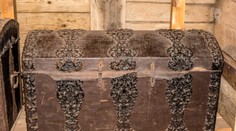 Príbeh ako z filmu: Inštalatér našiel vo Viedni truhlicu s pokladom, onedlho môže byť milionárom